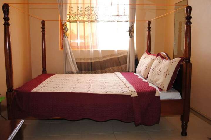 Room 5 of 24