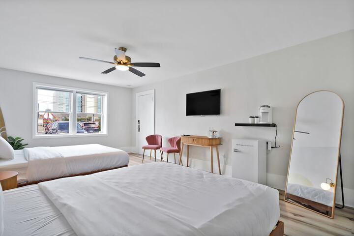 Room 34 of 63