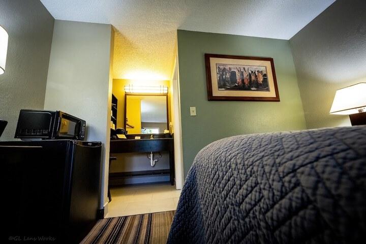 Room 79 of 125