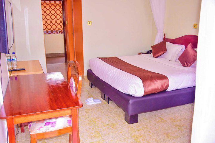 Room 26 of 114