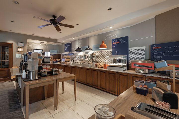 Breakfast/Coffee Service 59 of 81