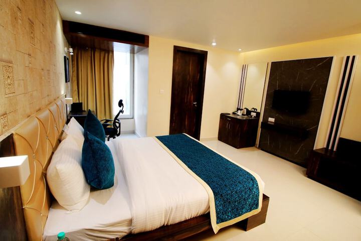 Room 8 of 59
