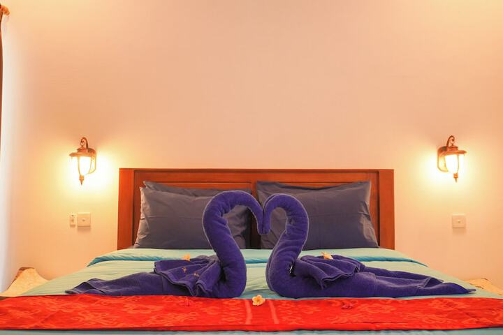 Room 5 of 35