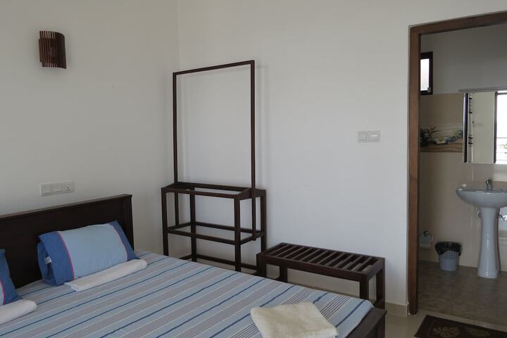 Room 14 of 61
