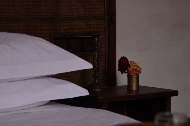 Room 42 of 95