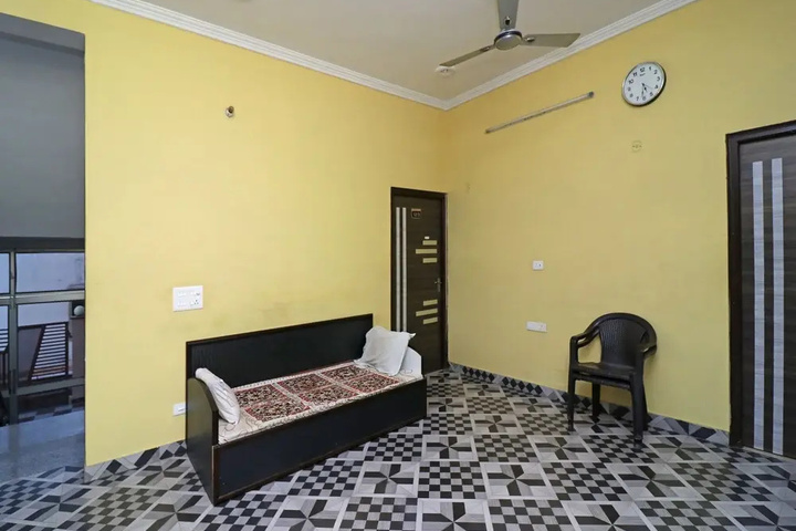 Room 2 of 15