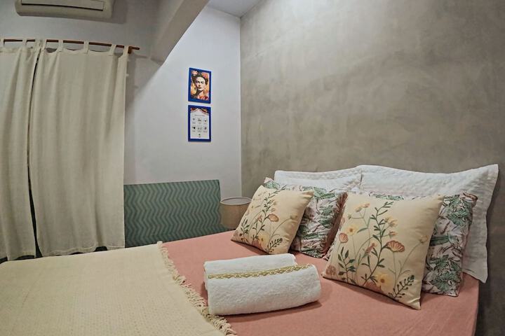 Room 11 of 21