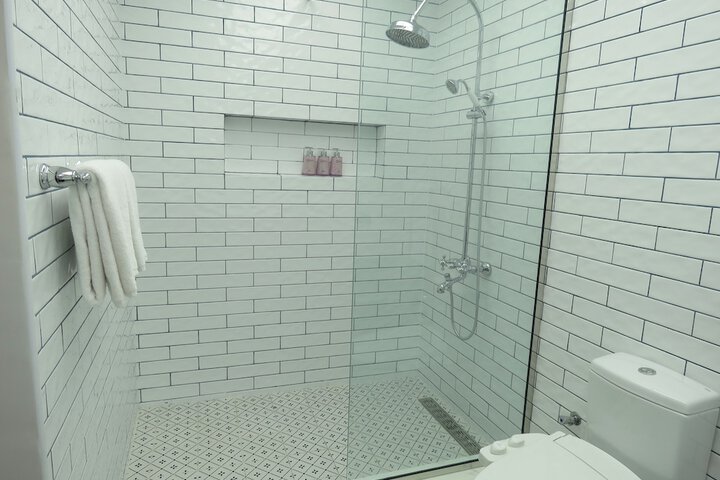 Room 73 of 110
