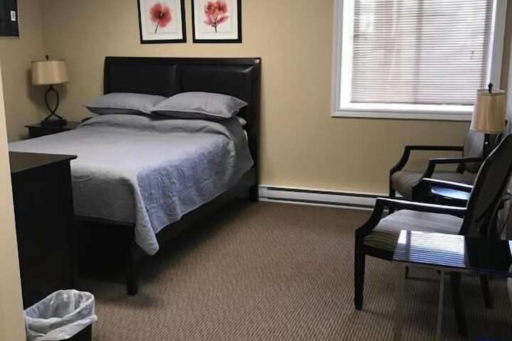 Room 7 of 19