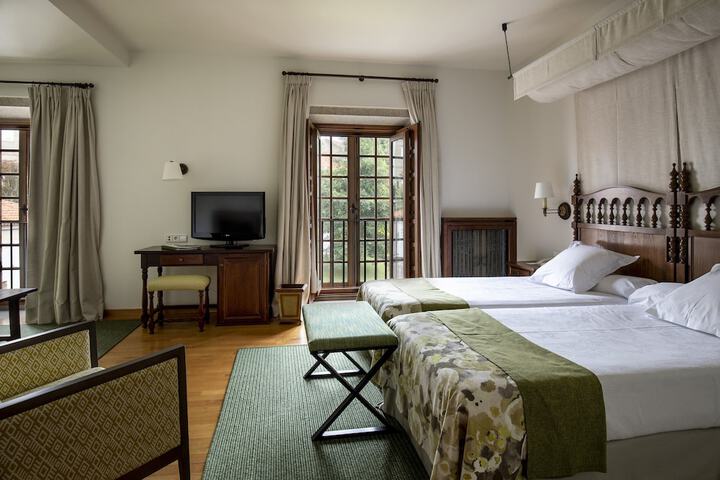 Room 10 of 53