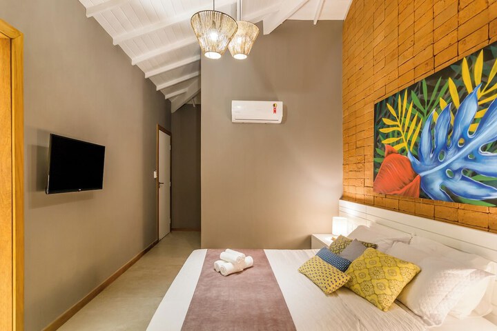 Room 13 of 46