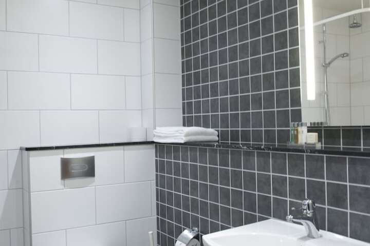 Clean Restrooms