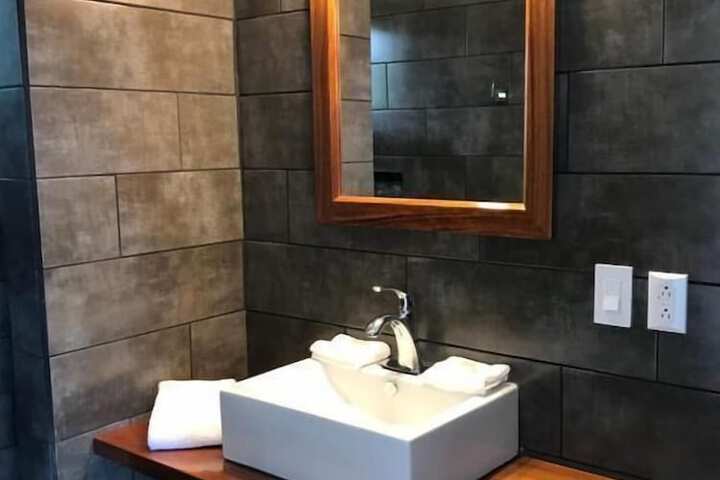 Room 14 of 39