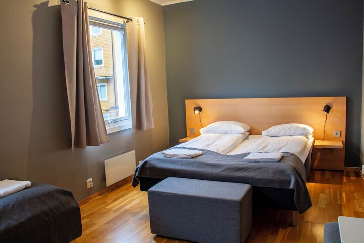 Room 43 of 86