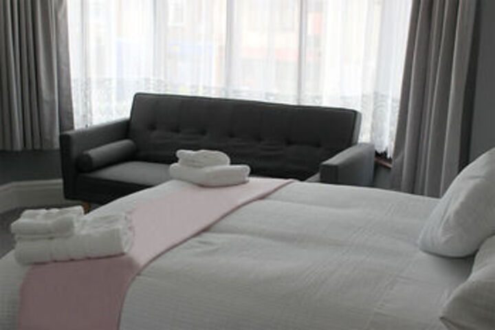 Room 12 of 15