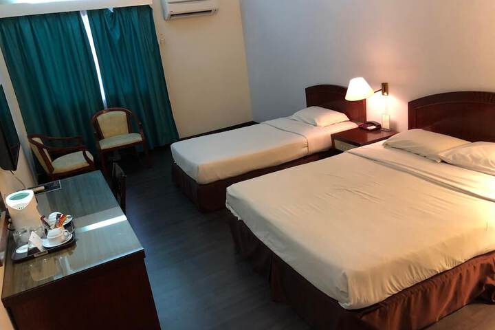 Room 15 of 52