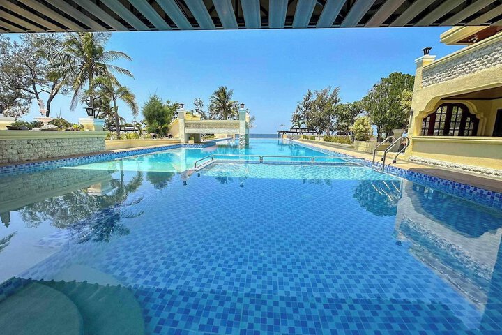 Pool 49 of 64