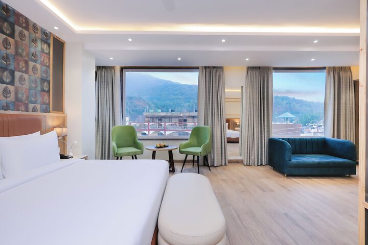 Room 35 of 109