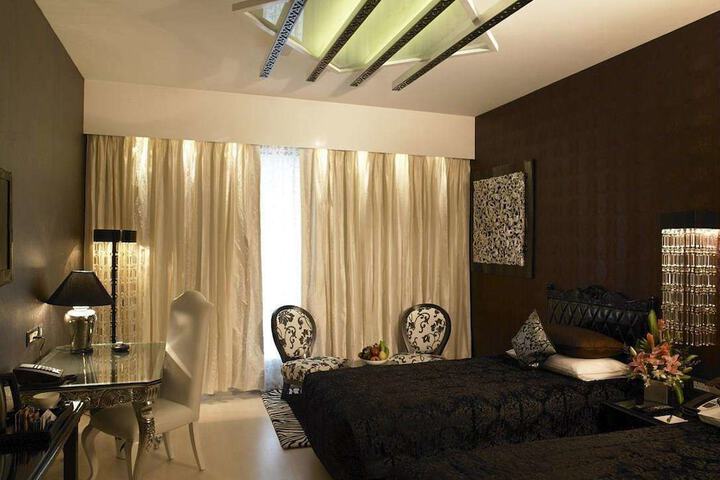 Room 18 of 133