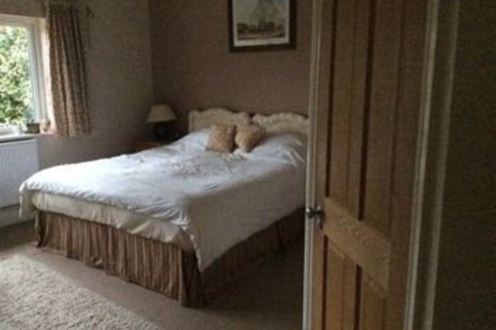 Room 5 of 14
