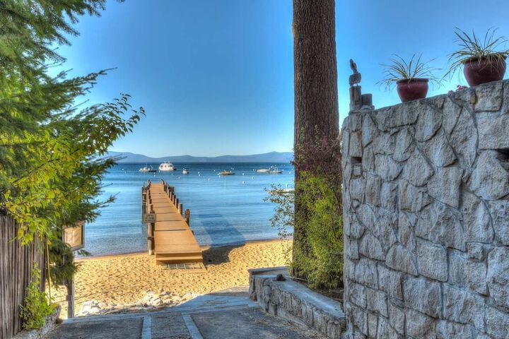 Zephyr Cove Cabin - Walk to Lake and Beach