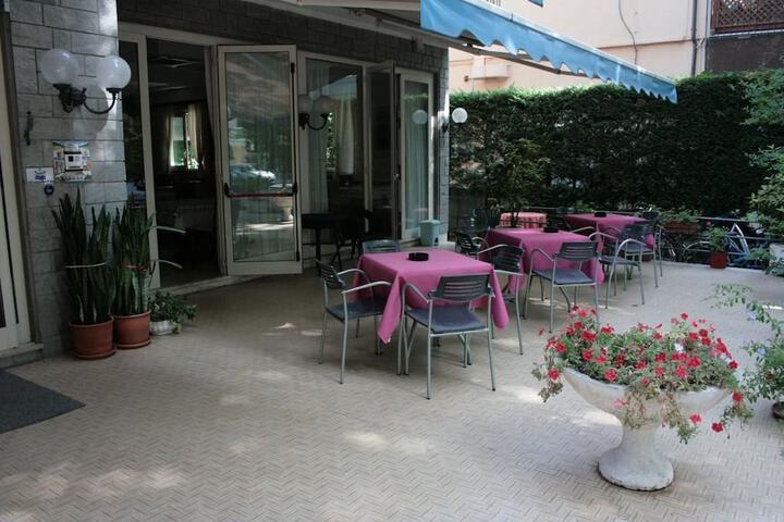 Terrace/Patio 16 of 16