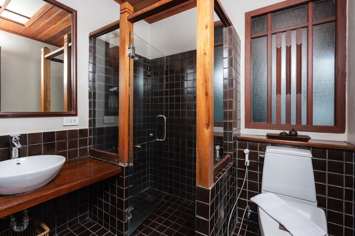 Clean Restrooms