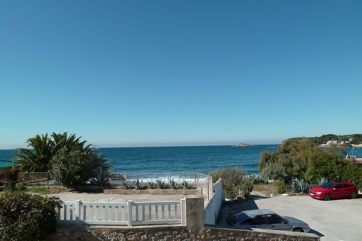 Beach 29 of 32