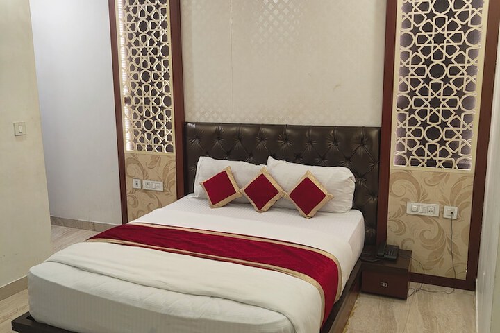 Room 36 of 115