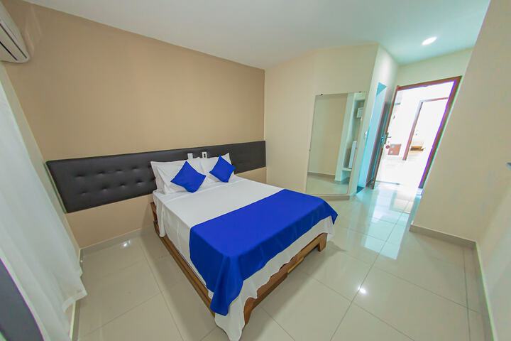 Room 6 of 36