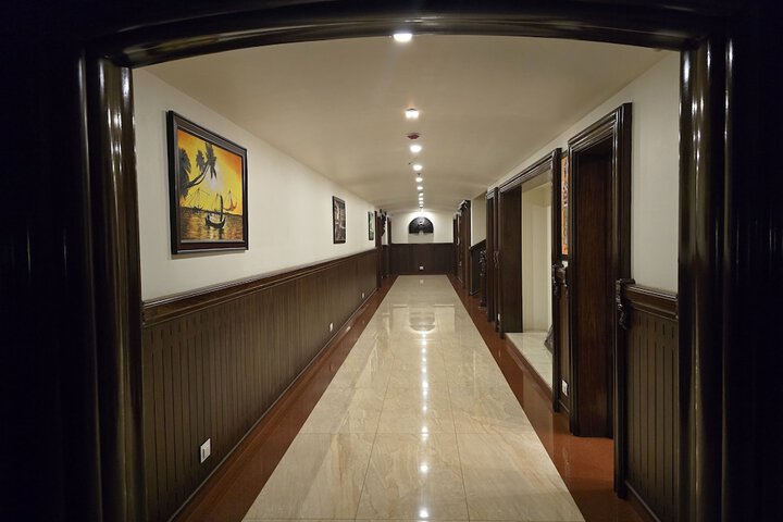 Room 20 of 49