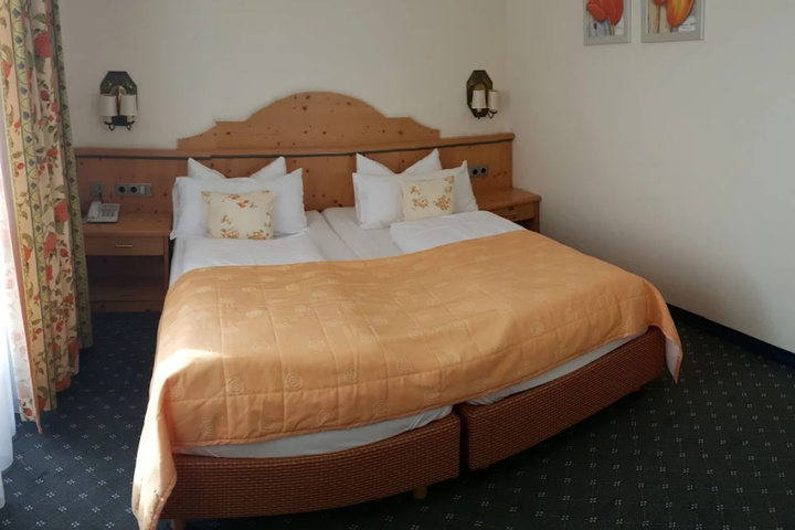 guest_rooms