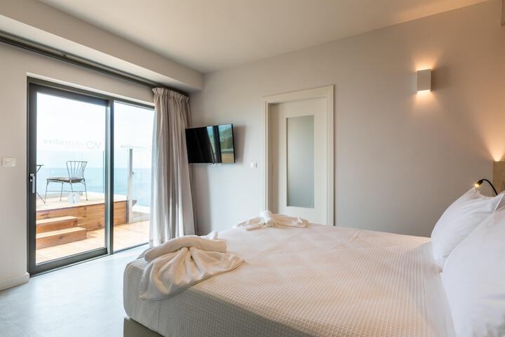 Room 20 of 80