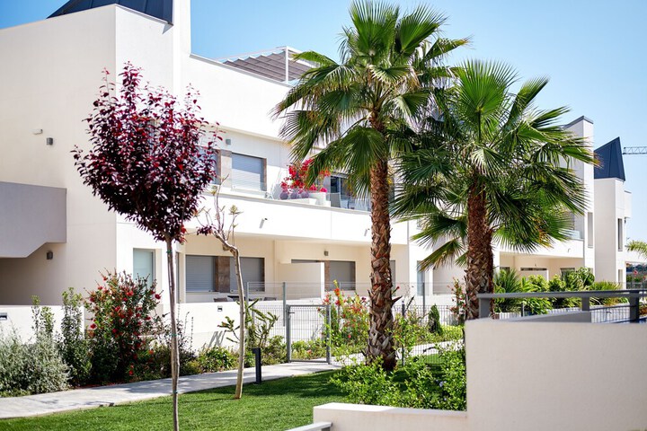 Hotel Exterior 19 of 25