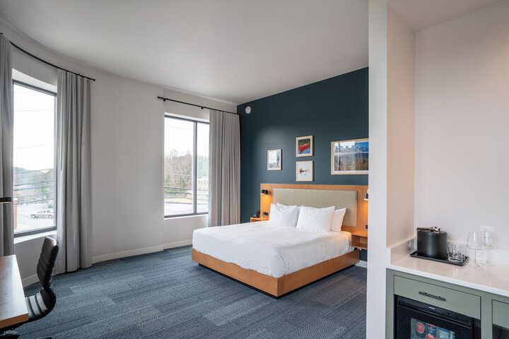 Room 14 of 49