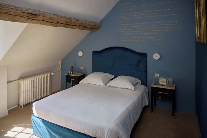 Room 18 of 75