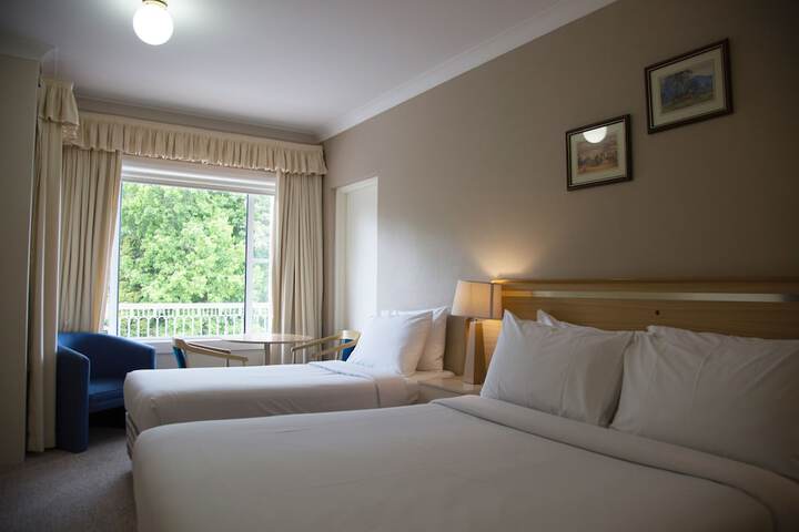 Room 12 of 44