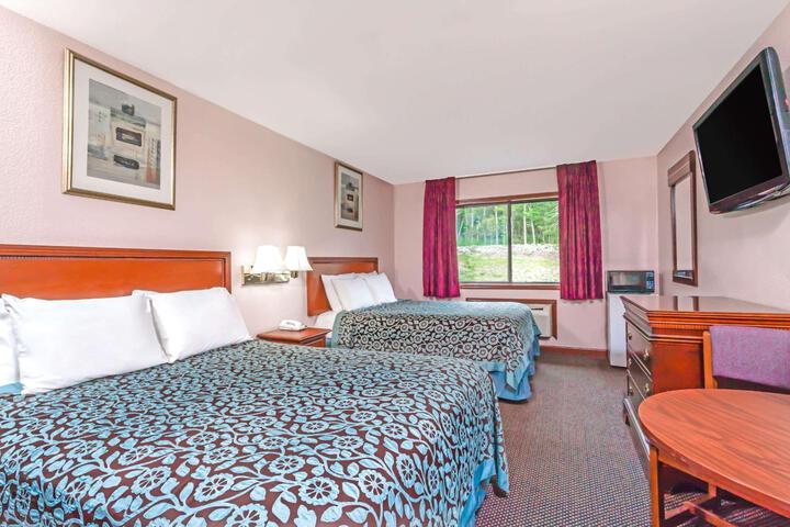 Double Accessible King Size Bed (1 of 4)