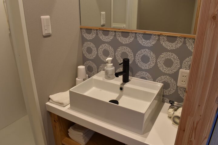Room 21 of 116