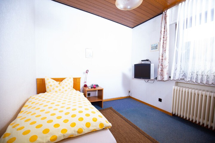 Room 5 of 21