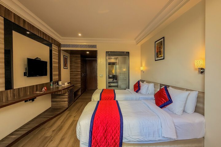 Room 18 of 48