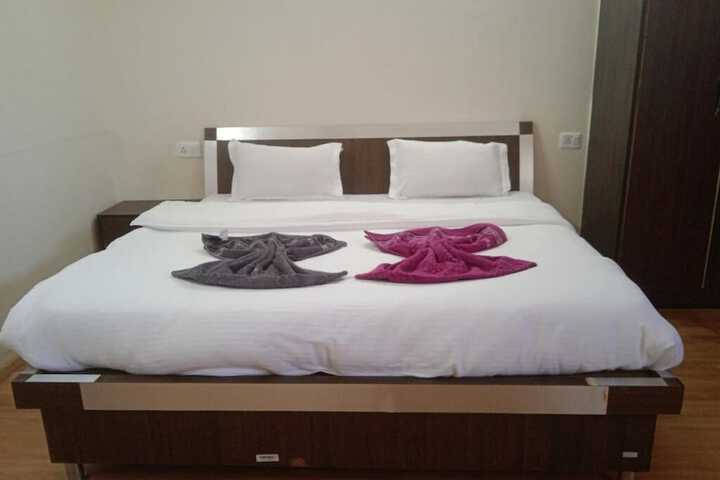 Room 2 of 11