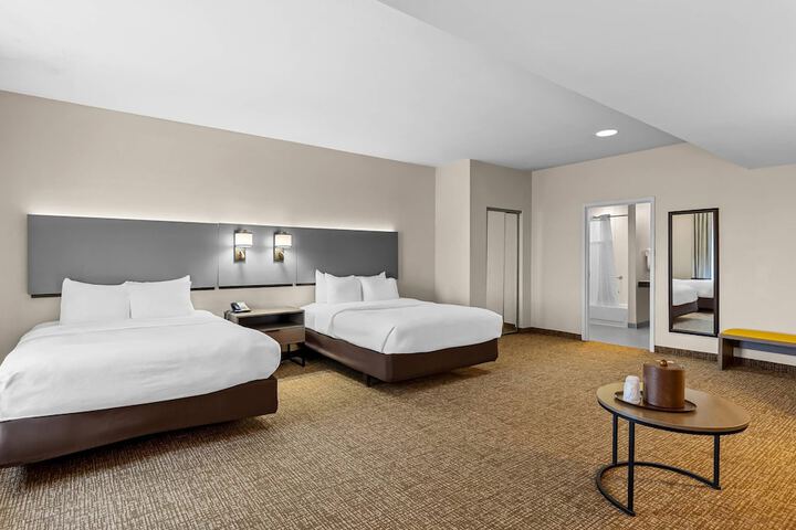 Room 42 of 83