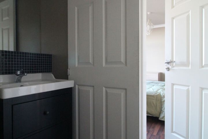 Room 28 of 37