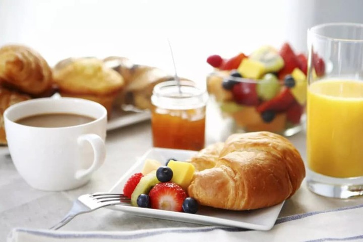 Breakfast/Coffee Service 52 of 63