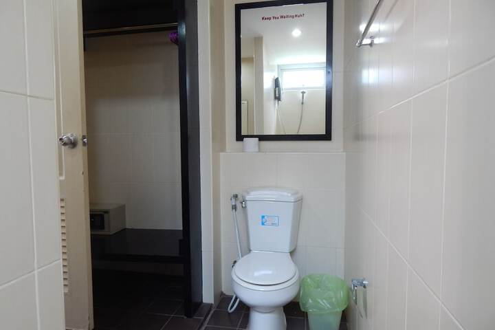 Room 54 of 71