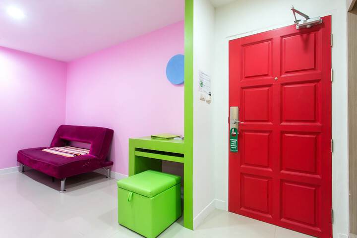 Room 30 of 90