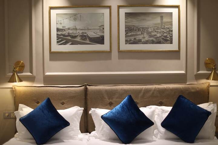 Room 12 of 47