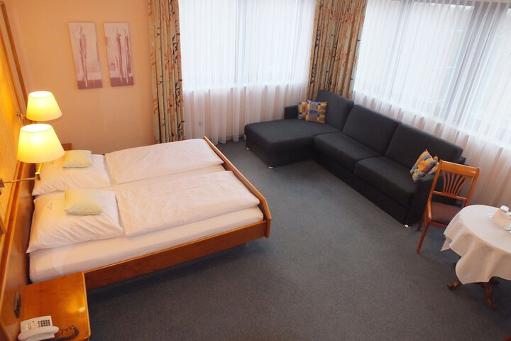 Room 15 of 47