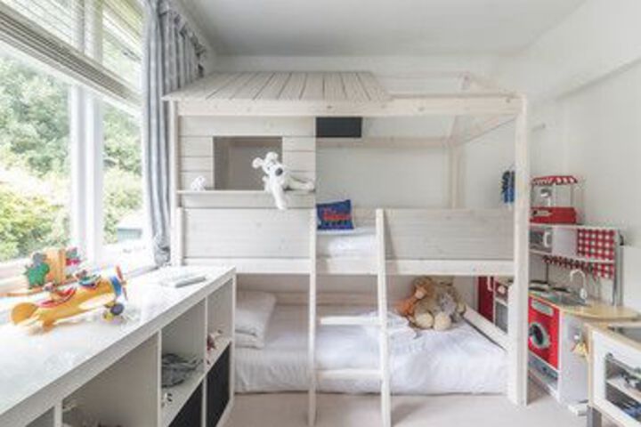 Room 12 of 35